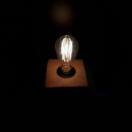 LAMPA POJEDYNCZA ŚREDNIA NR 10